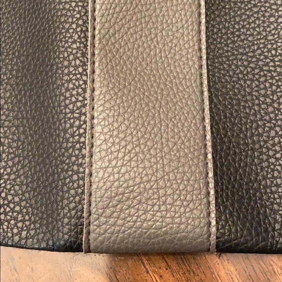 Vince Camuto leather tote black/taupe NWOT - Picture 5 of 5